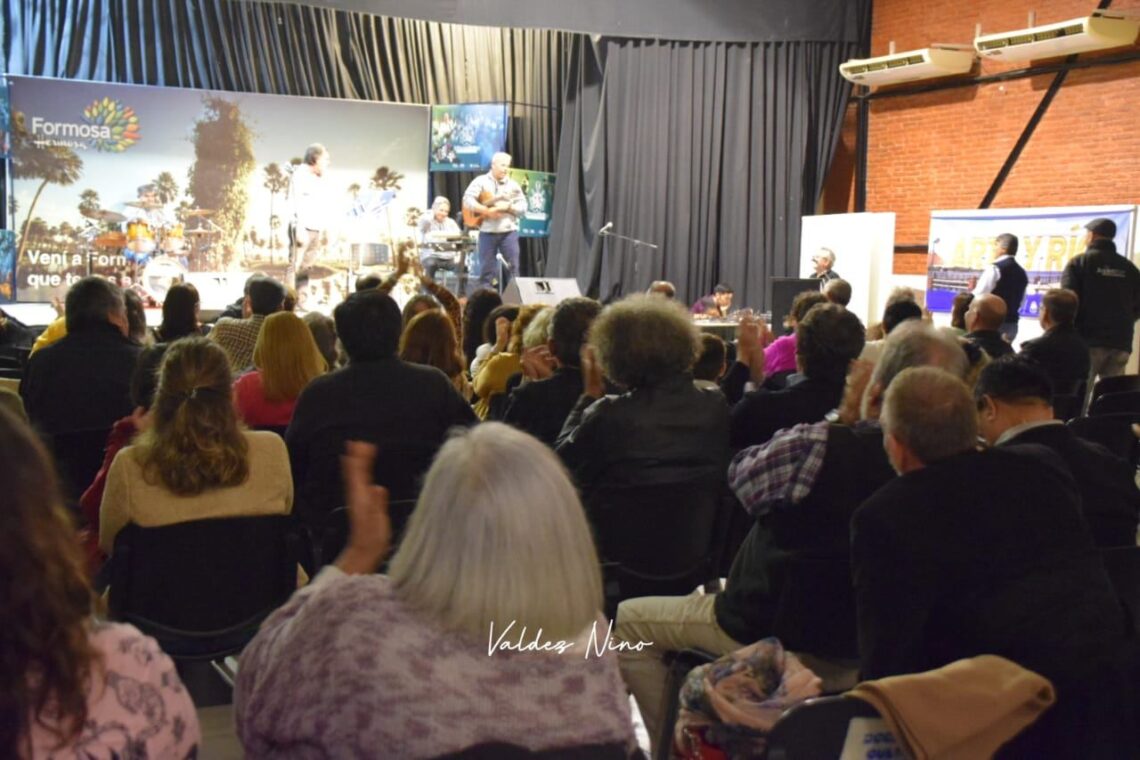Teatro leído y música en la propuesta cultural de “Arte y Río”