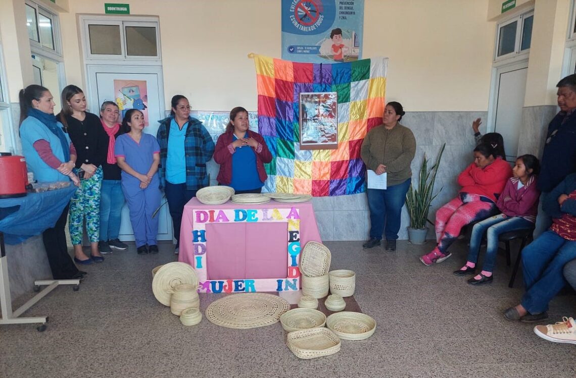 Centros de salud y hospitales rindieron homenaje a las mujeres indígenas en su día
