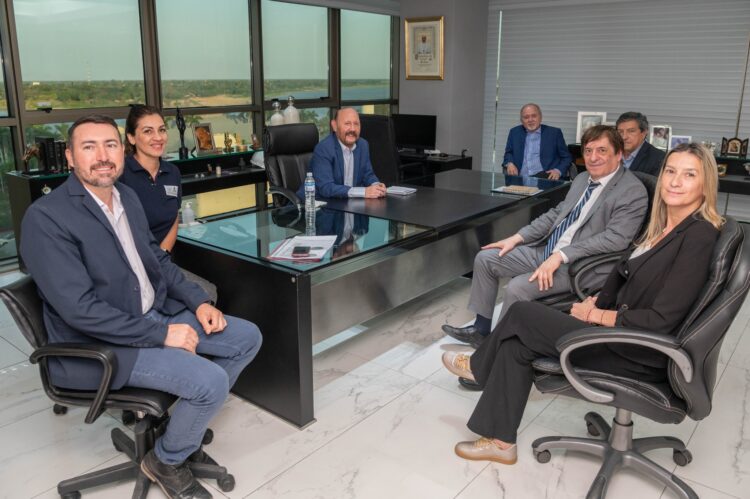 El gobernador Insfrán se reunió con el presidente del CONICET