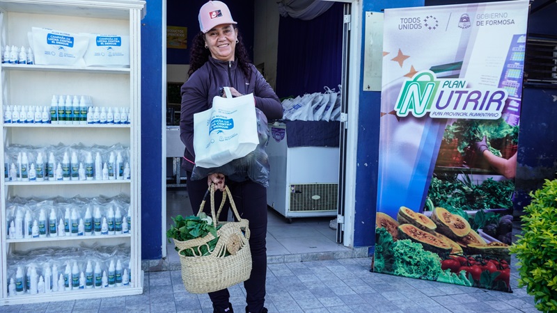 Plan Nutrir: Comenzaron las entregas de kits de prevención contra el dengue junto a los bolsones alimentarios