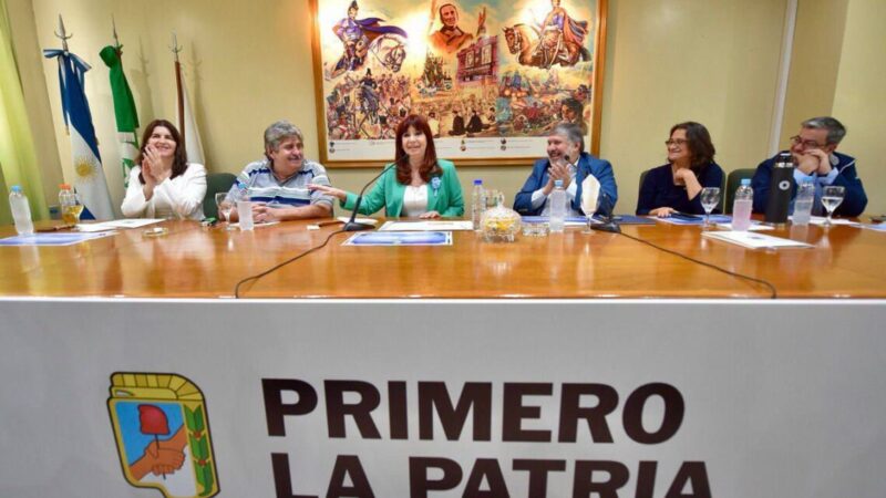 “Hoy iniciamos el camino para recuperar el Gobierno nacional”, afirmó Mayans