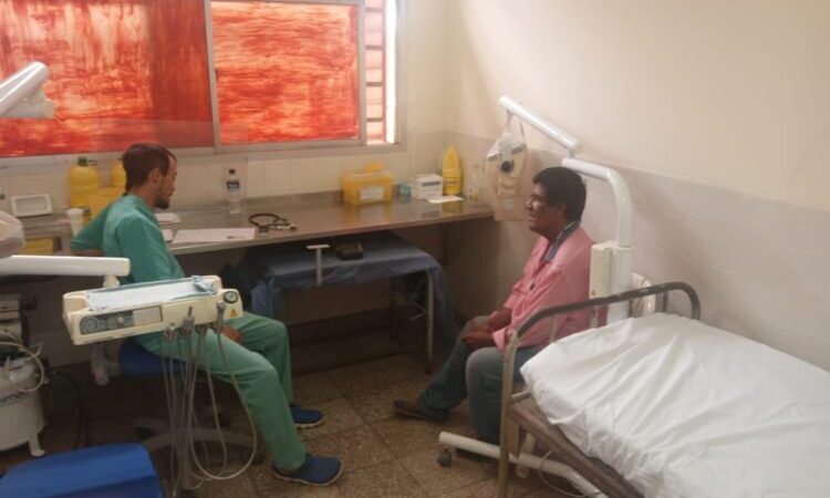 Siguen reforzando los servicios de salud en la colonia originaria Juan Bautista Alberdi