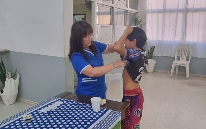 Renovaron controles de salud a las niñas y niños que asisten a la segunda semana de la colonia de vacaciones