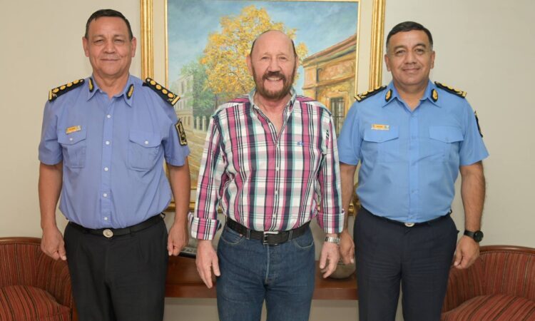 El gobernador Insfrán se reunió con nuevas autoridades de la Policía de Formosa