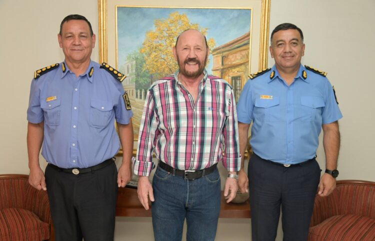 El gobernador Insfrán se reunió con nuevas autoridades de la Policía de Formosa