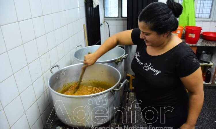 El servicio de comedor tiene entre 60 y 80 asistentes en la EPEP N° 501