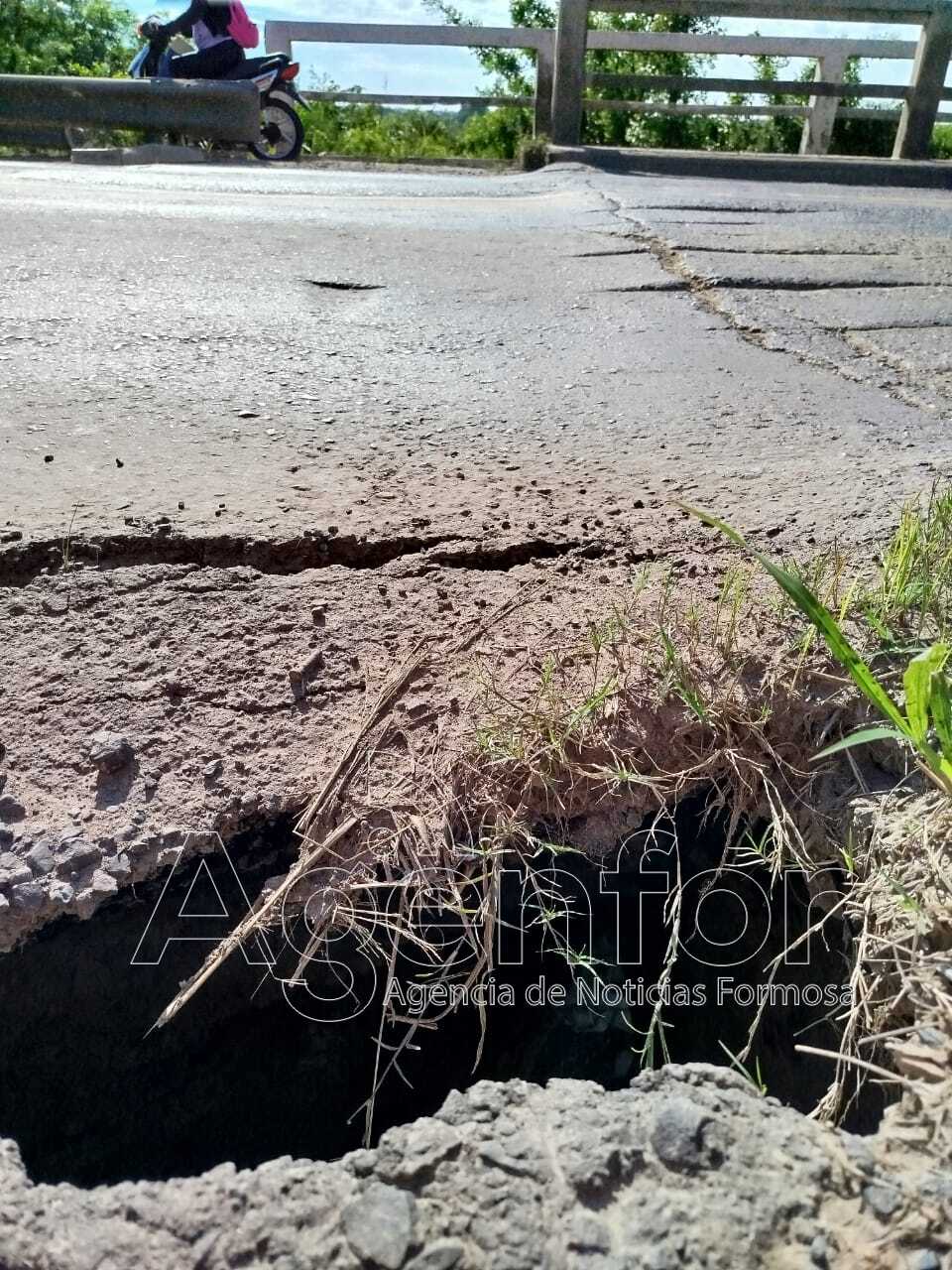 Vialidad Provincial advirtió por la falta de mantenimiento de la RN N° 11 en el tramo del puente Blanco