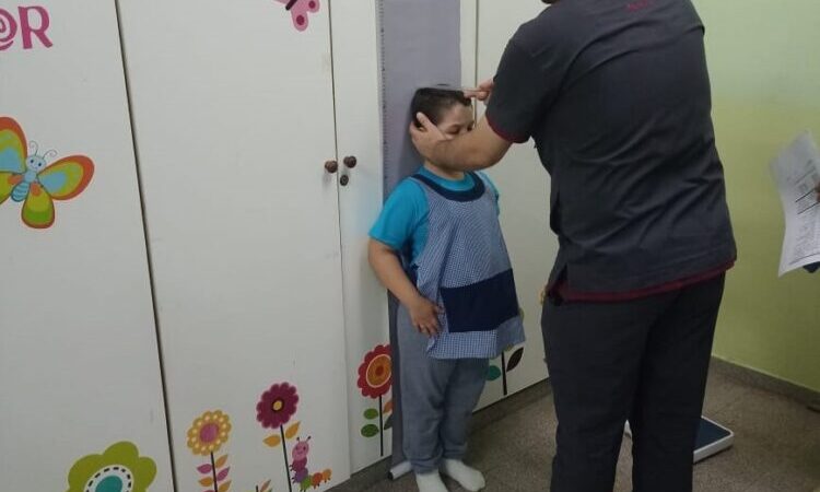 Más de un centenar de niños recibieron controles de salud mediante el Programa Provincial de Libretas de Salud Escolar