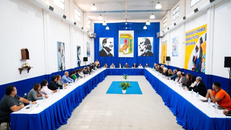 Gildo Insfrán presidió reunión de la mesa ejecutiva del Partido Justicialista