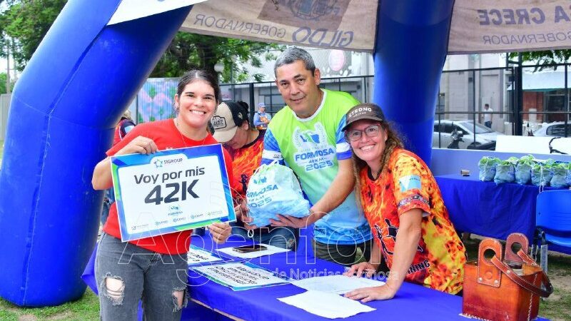 Formosa recibe a más de 500 corredores en la primera maratón de la provincia