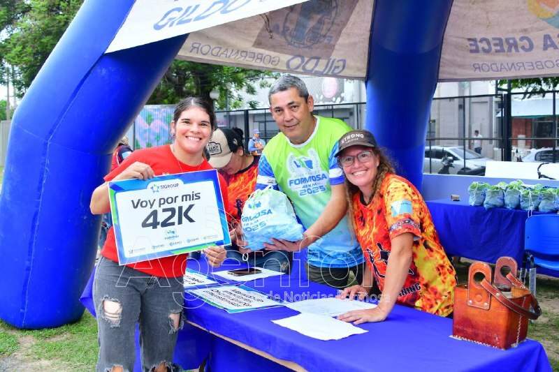 Formosa recibe a más de 500 corredores en la primera maratón de la provincia