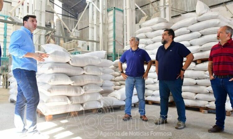 Agrofortuc presentó maquinaria adquirida a través del FONDIP