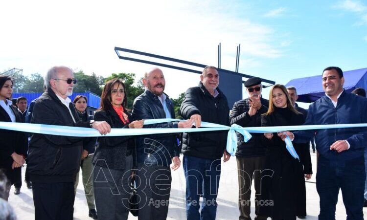 Insfrán inauguró la Unidad de Control del Parque Automotor Provincial