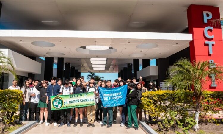 “Jóvenes al Polo”: Estudiantes secundarios vivieron una jornada de aprendizajes y descubrimientos