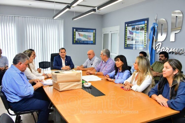 Abrieron sobres de licitación de obra para pavimentación de la calle Arenales en el barrio San Francisco