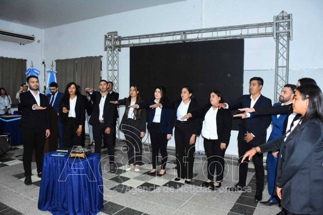 Estudiantes de la UPLaB expresaron su alegría por graduarse en una universidad provincial gratuita y de calidad