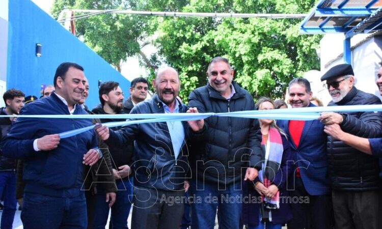 La Planta de Mezcla de Nutrición Parenteral Extemporánea de Laformed que habilitó el Gobernador es “única en la región del NEA”