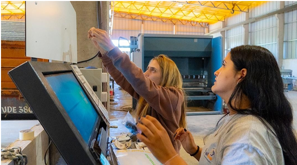 Formosa apuesta al talento de jóvenes profesionales para la industria local