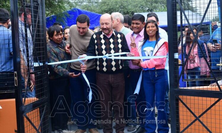 El gobernador Insfrán inauguró un centro de salud en Tres Pozos