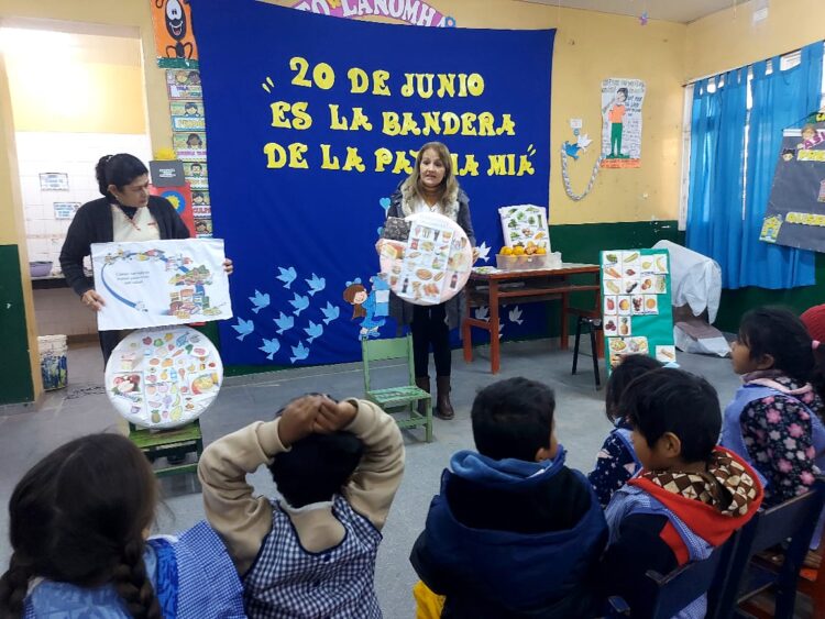Ingeniero Juárez: El centro de salud del barrio Obrero colabora con los jardineritos para la Feria de Ciencias