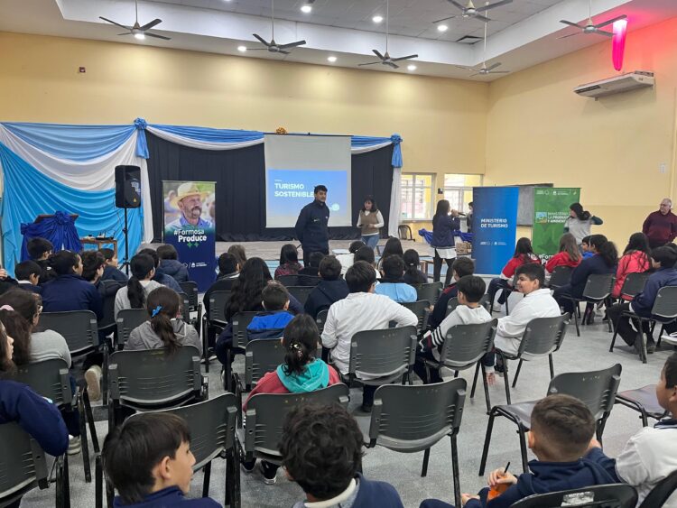 Charlas de concientización por el Día Mundial del Ambiente