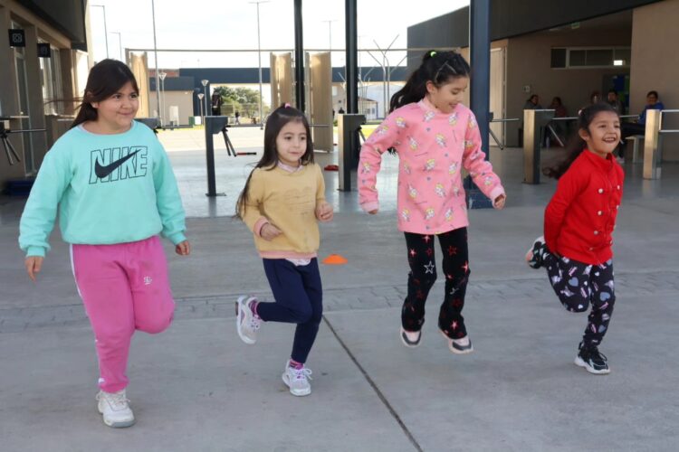 Clases gratuitas de funcional kids en el Parque Acuático