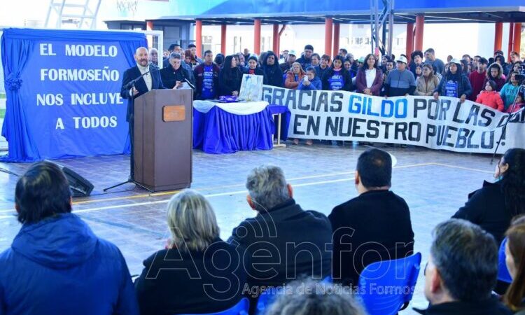 Insfrán anunció la construcción de la nueva planta de agua potable en Estanislao del Campo