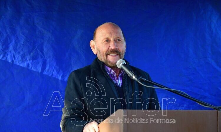 Insfrán: “Somos predicadores del amor, nunca confrontamos con nadie, solo con los que nos atacan, pero con ideas”