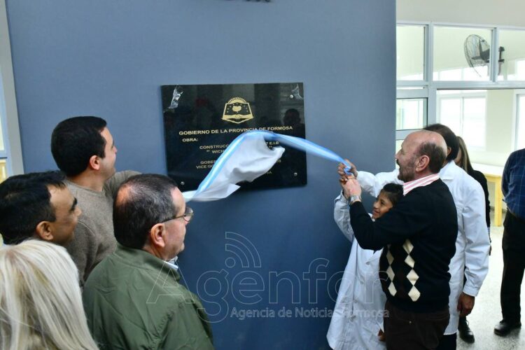 En Pozo del Mortero, el gobernador Insfrán inauguró la obra educativa 1528 de su gestión