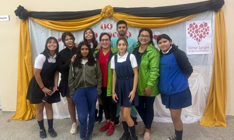 Estudiantes secundarios de Fortín Lugones participaron de una charla sobre donación de sangre