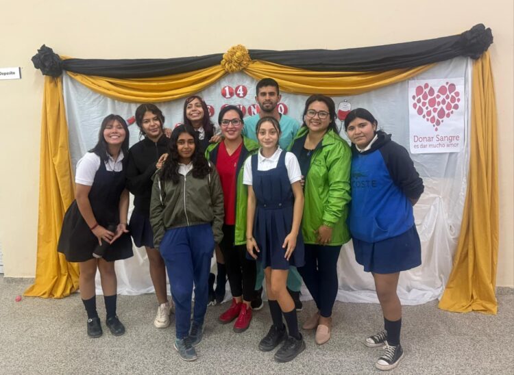 Estudiantes secundarios de Fortín Lugones participaron de una charla sobre donación de sangre