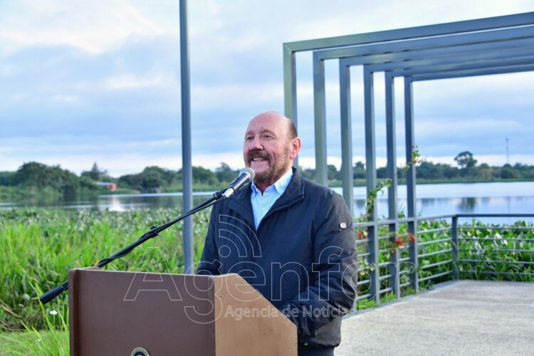 Gildo Insfrán en el Club Fátima: “Cuando se habla de deporte, se habla de disciplina, voluntad y de unión”