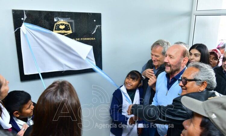 El Gobernador inauguró el nuevo edificio de la EPEP N° 482 del barrio La Esperanza de Juárez