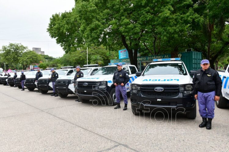 Equipamiento a la Policía: “Con este acto se conjuga el sentido del Modelo Formoseño”