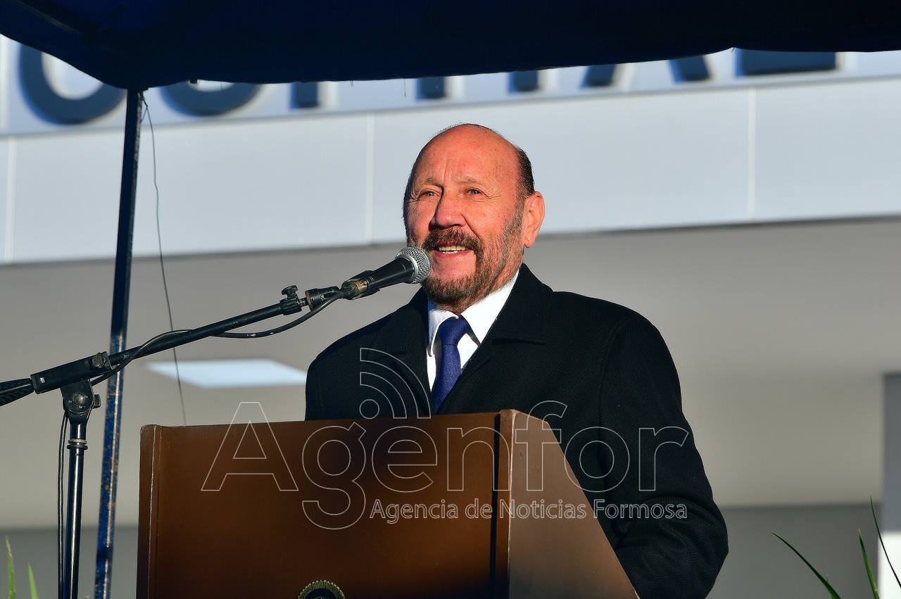 Insfrán: “Inauguramos 59 obras en este mes”