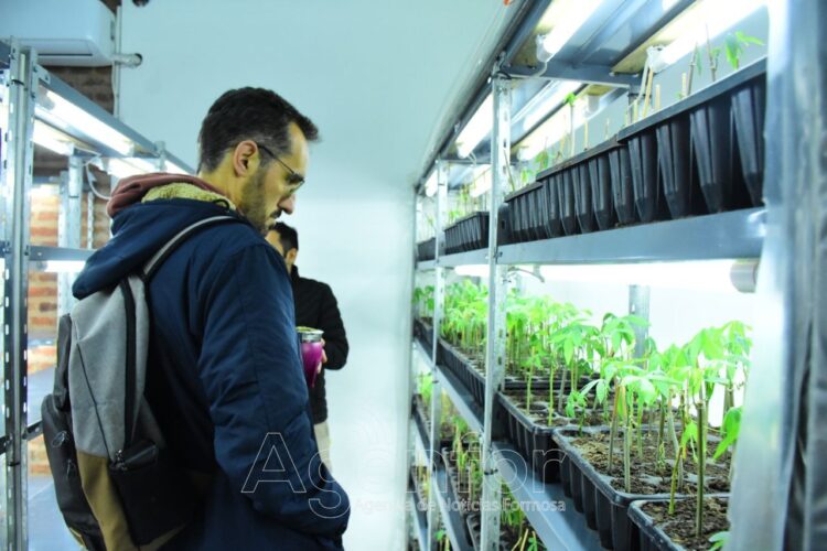 Formosa recibe a destacado investigador para analizar su modelo de desarrollo