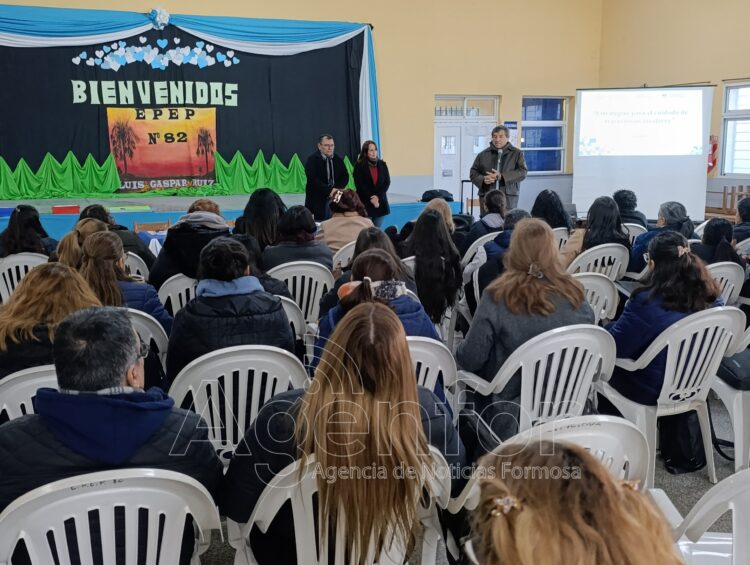 Equipos directivos y docentes participaron de taller sobre cuidado de trayectorias escolares