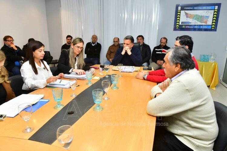 Vialidad Provincial llevó adelante la licitación para la construcción de estabilizado granular y obras de drenaje en la RP N° 4
