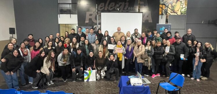 Finalizó el curso de marketing digital