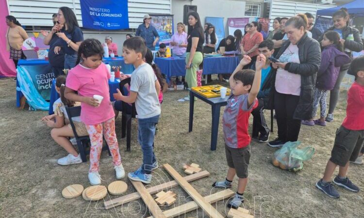 El Centro Comunitario Nueva Formosa vivió un sábado cargado de propuestas de entretenimiento y aprendizaje