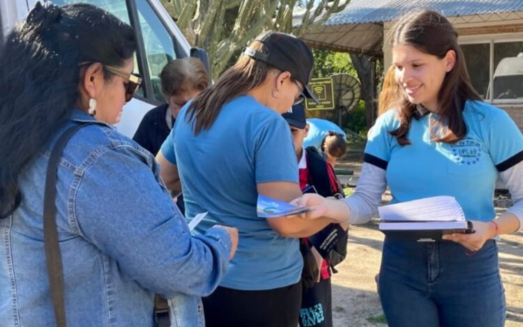 Estudiantes de la UPLaB realizan sus prácticas profesionalizantes