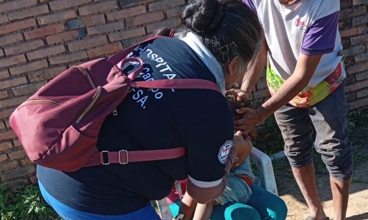 Vacunación casa por casa para niños de la Colonia Juan Bautista Alberdi