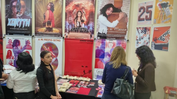 Creativos trabajos en la Expo Cine 2025, tradicional muestra en el ISA 