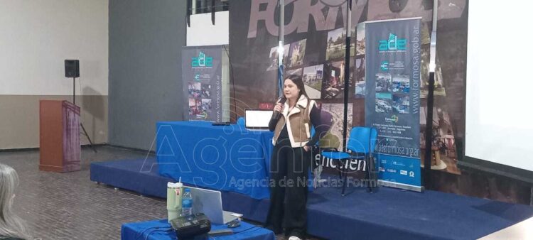 La ADE dio inicio al curso de marketing digital 