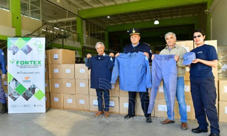 Fontex concretó una nueva entrega de indumentarias a la Policía de Formosa