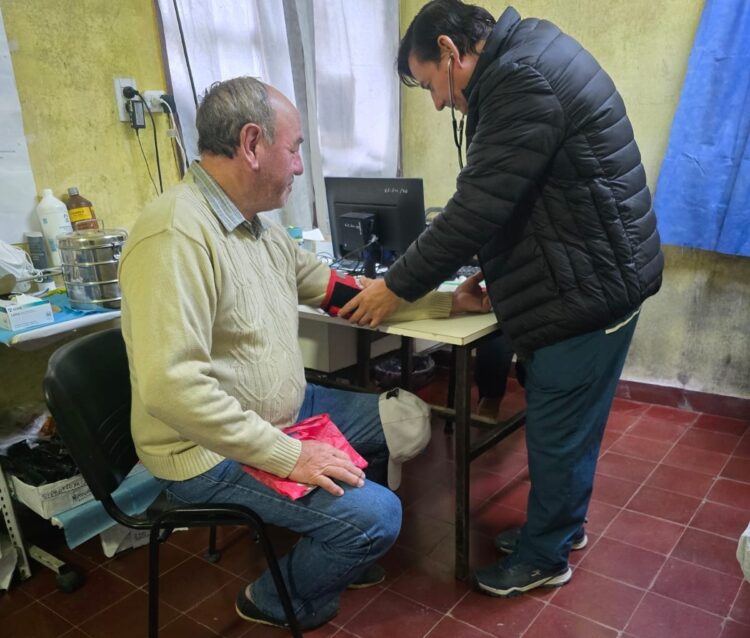 El Hospital de Villa Escolar llevó a cabo una nueva ronda de atenciones en las colonias cercanas