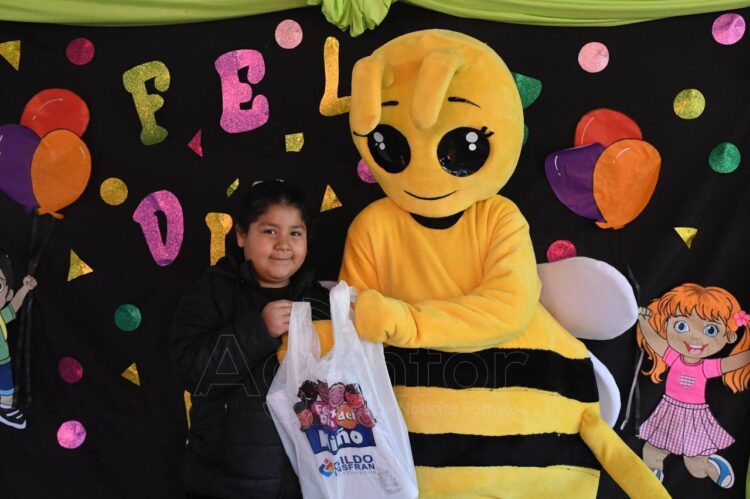 El Gobierno provincial entregó 200 mil juguetes para celebrar el Día de las Infancias