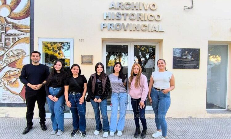 Alumnos de Ciencias Ambientales de la UPLaB realizan sus prácticas profesionalizantes en la Capital