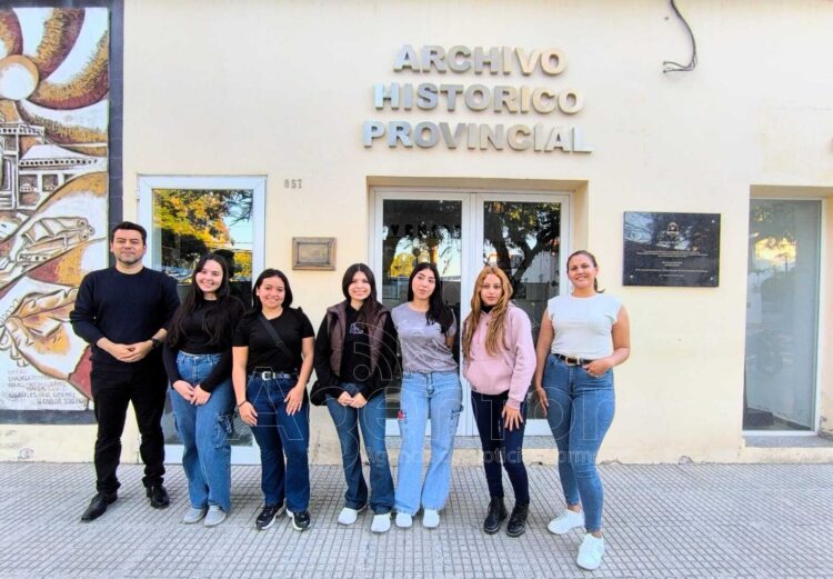 Alumnos de Ciencias Ambientales de la UPLaB realizan sus prácticas profesionalizantes en la Capital