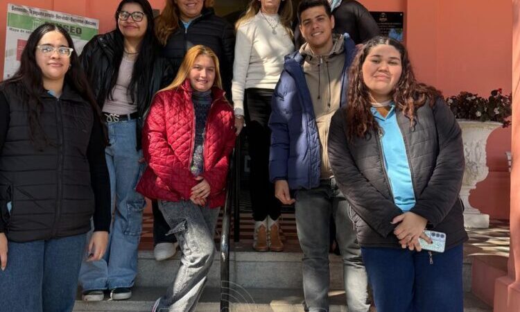 “Una experiencia enriquecedora”: Estudiantes de la UPLaB realizan sus prácticas profesionalizantes
